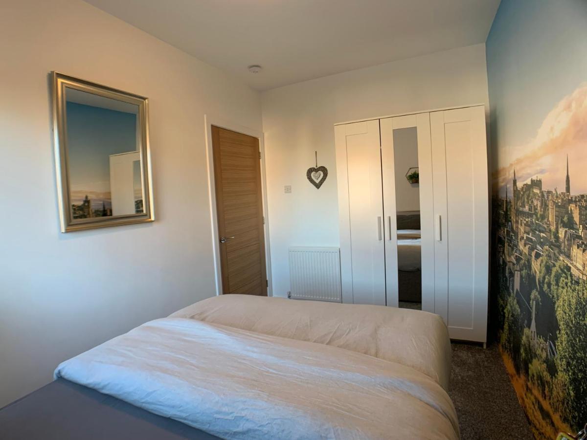 אדינבורו Maria- Bright And Modern City Center Apartment . מראה חיצוני תמונה