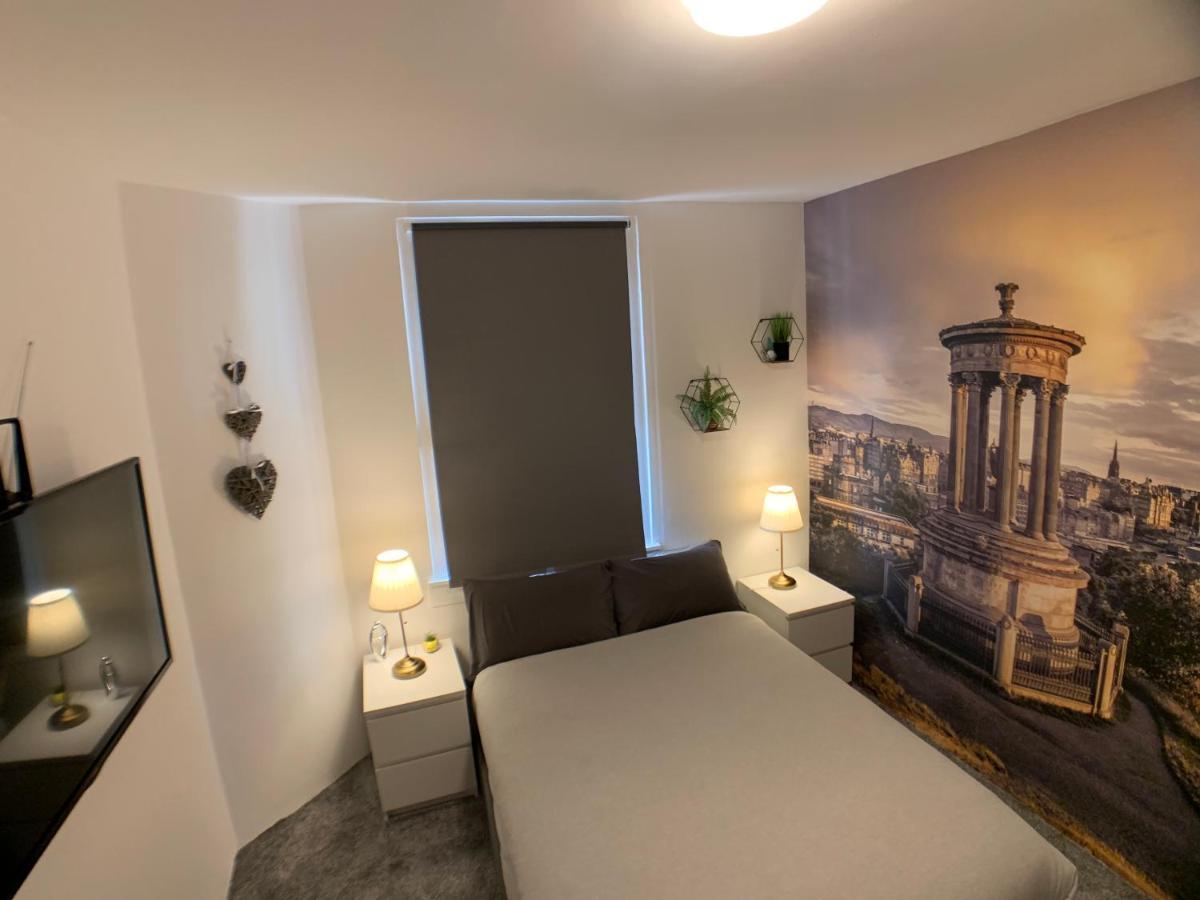 אדינבורו Maria- Bright And Modern City Center Apartment . מראה חיצוני תמונה