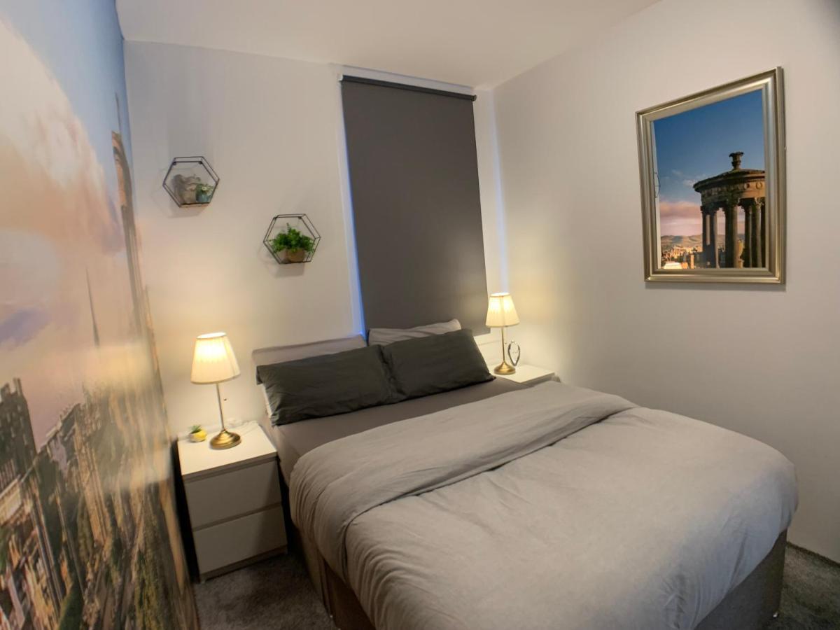 אדינבורו Maria- Bright And Modern City Center Apartment . מראה חיצוני תמונה